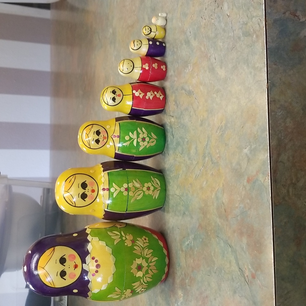 Russian Matrishka doll set